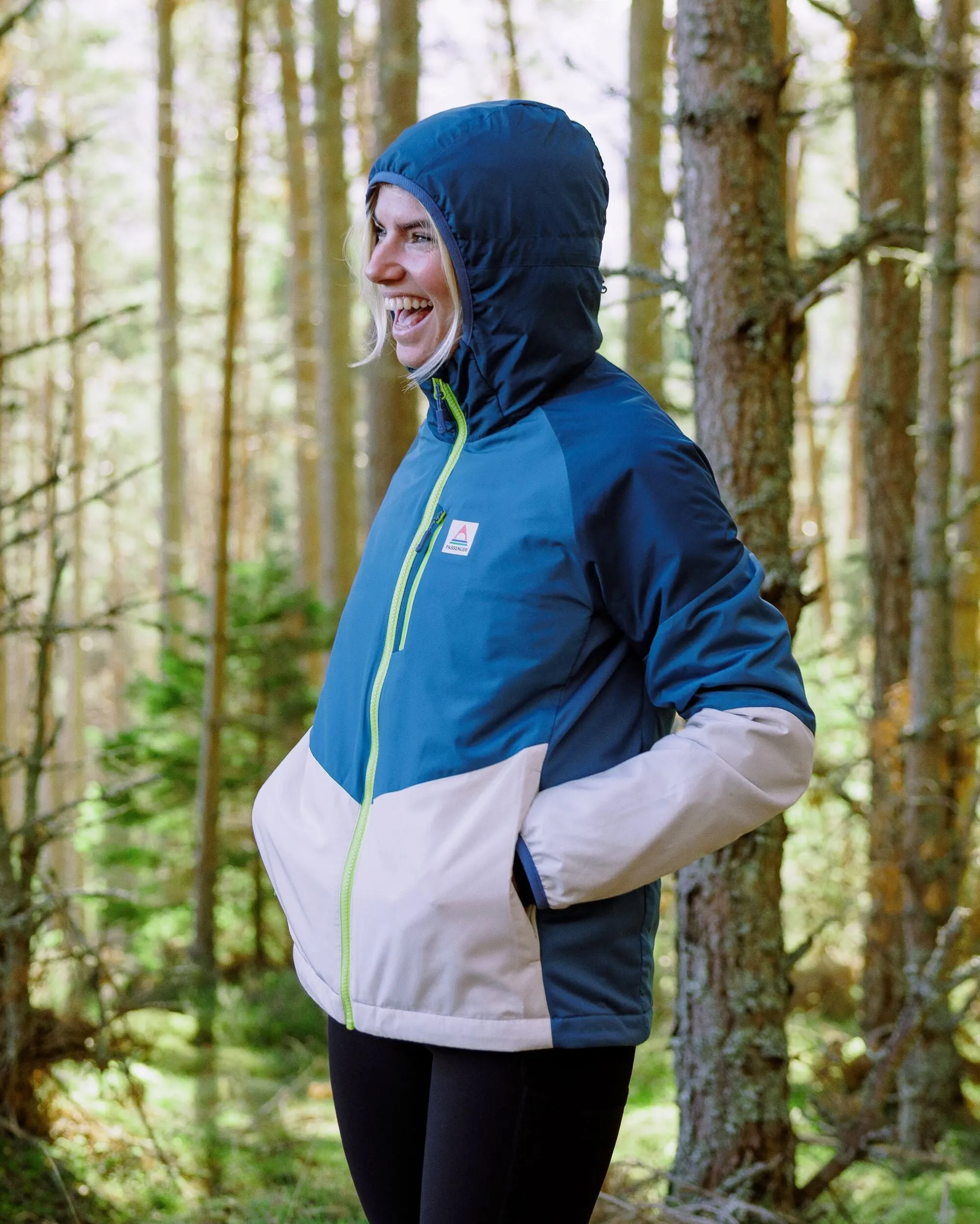 Shasta Lightweight Recycled Thermore Insulated Jacket - Tidal Blue/Blue Steel/Birch