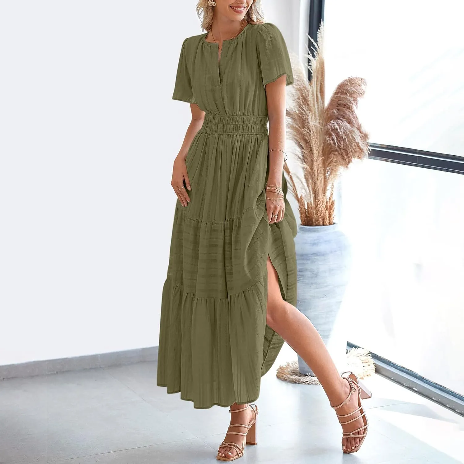 Womens Summer 2025 Casual Midi Dresses Lightweight Short Sleeve V Neck Elastic Waist Boho Beach Dress with Pockets