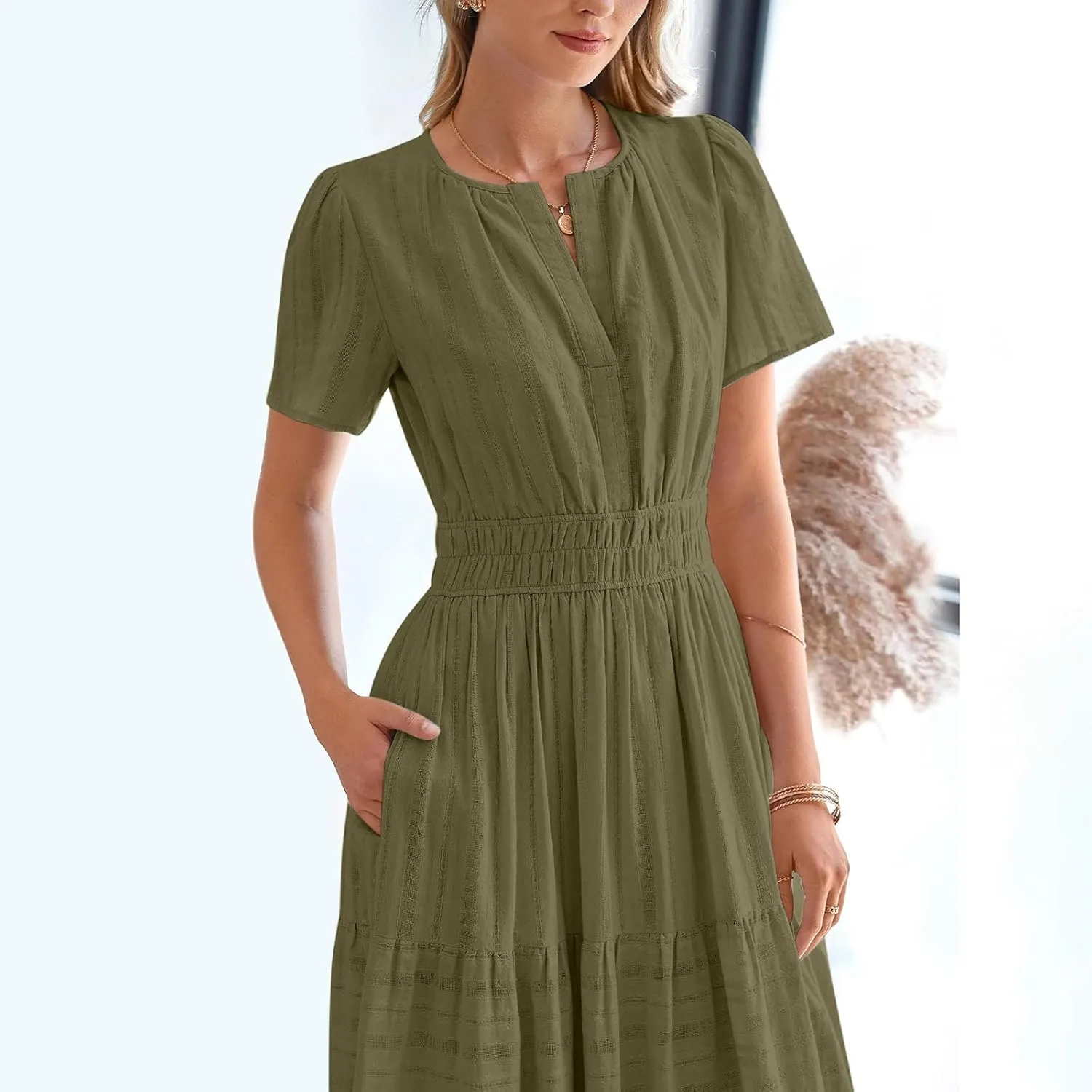 Womens Summer 2025 Casual Midi Dresses Lightweight Short Sleeve V Neck Elastic Waist Boho Beach Dress with Pockets